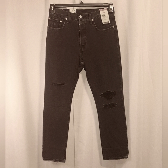 NWT Levi’s Women’s 501 Button Fly Denim Distressed Jeans - Picture 1 of 7